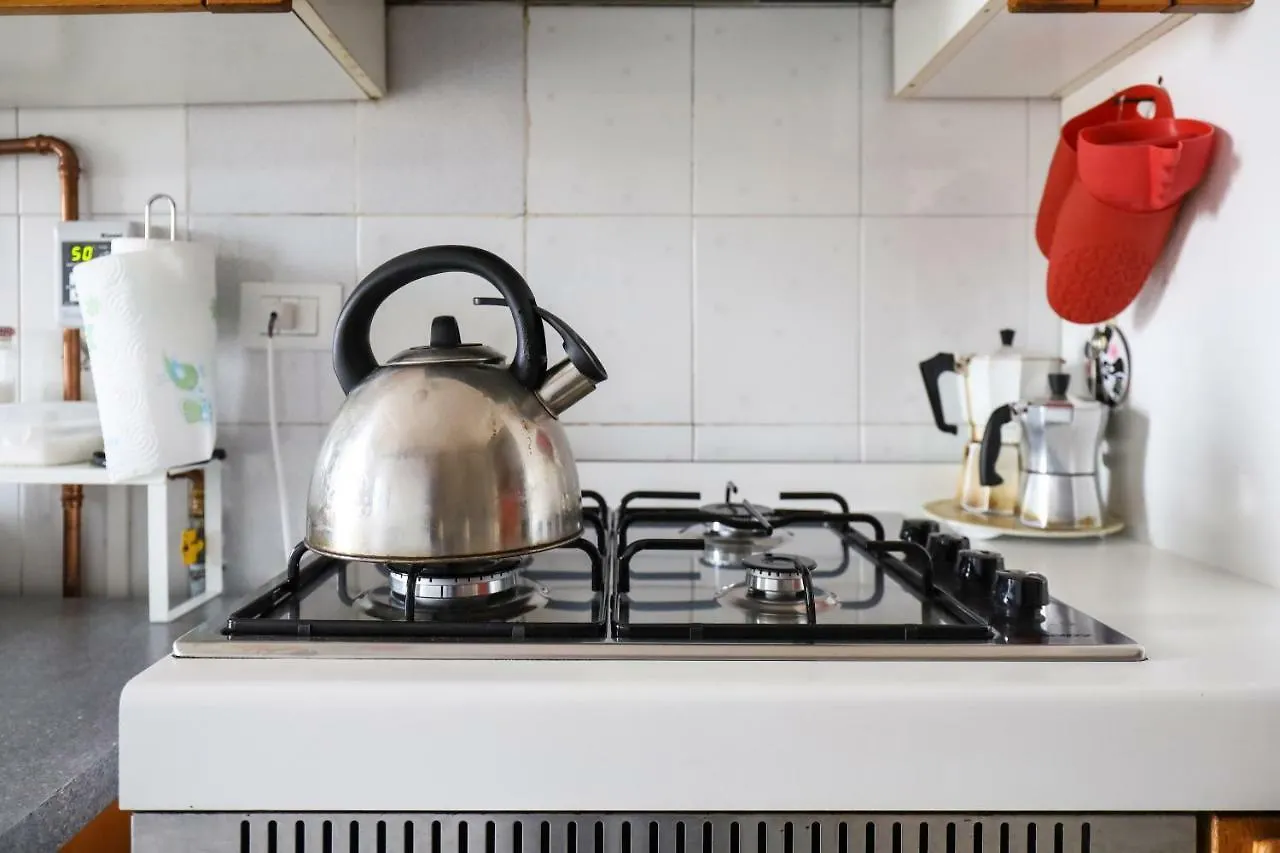 *** Pensionat Merula Dream House Corsico Italien